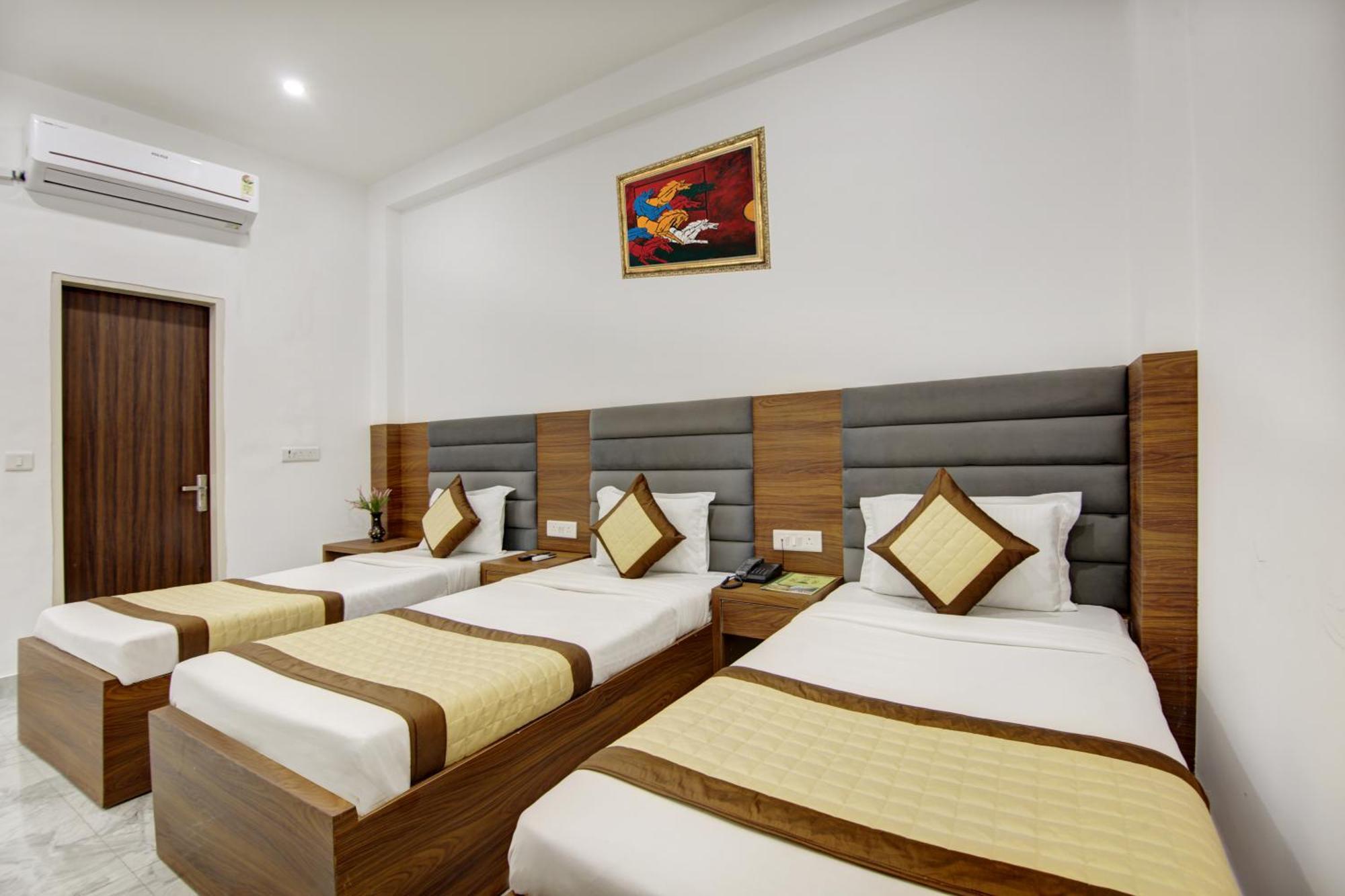 Hotel S B Inn - Near New Delhi Railway Station Paharganj Nova Deli Exterior foto