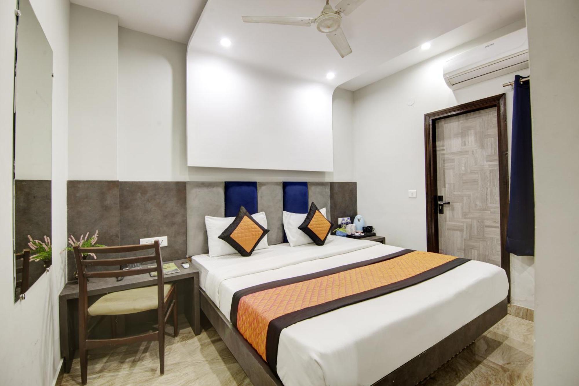 Hotel S B Inn - Near New Delhi Railway Station Paharganj Nova Deli Exterior foto