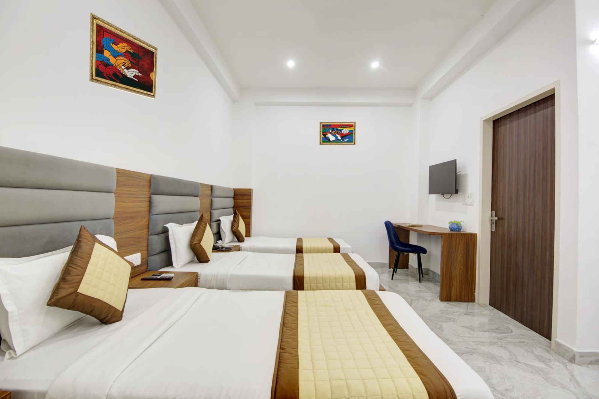 Hotel S B Inn - Near New Delhi Railway Station Paharganj Nova Deli Exterior foto