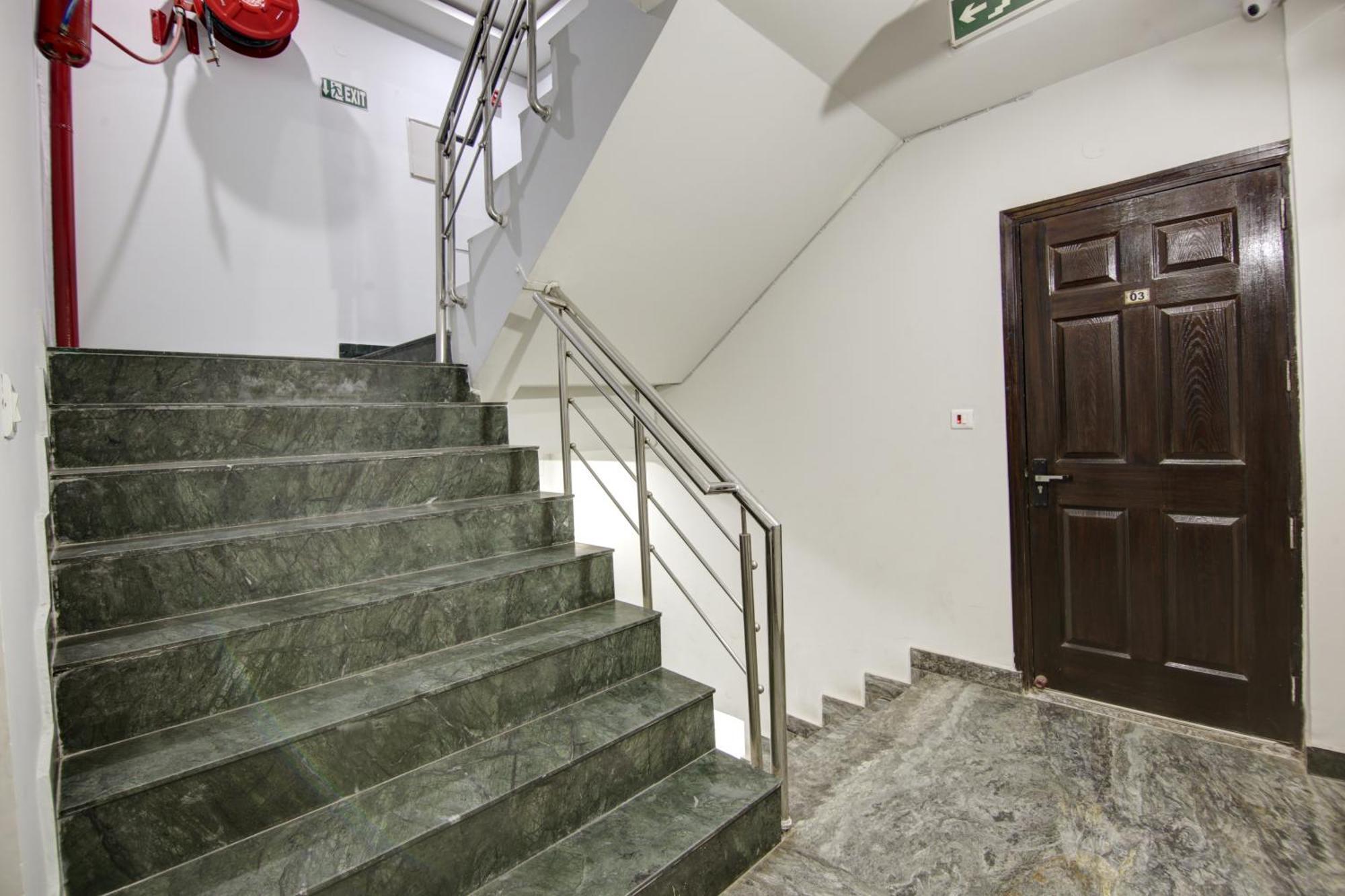 Hotel S B Inn - Near New Delhi Railway Station Paharganj Nova Deli Exterior foto
