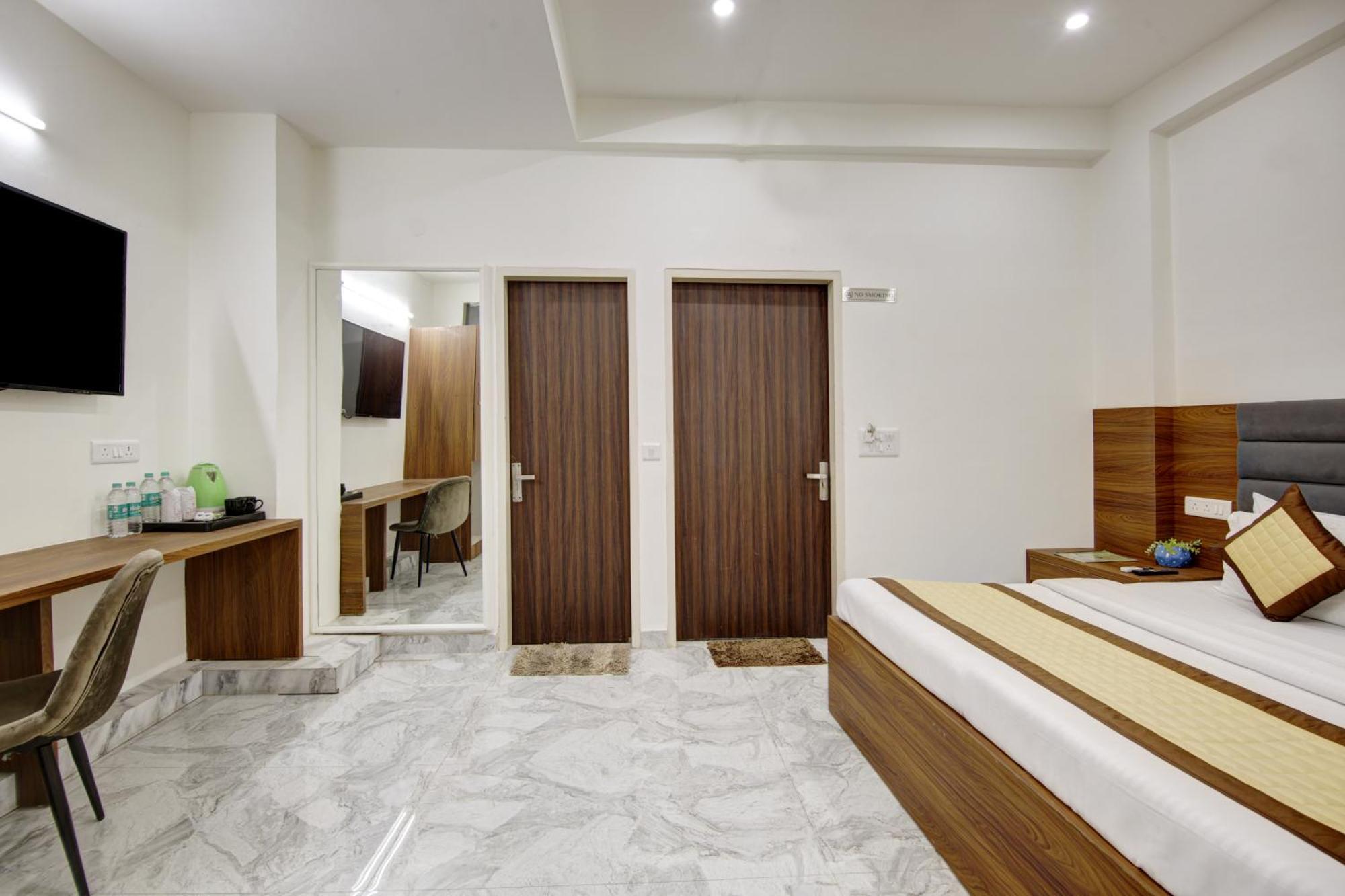 Hotel S B Inn - Near New Delhi Railway Station Paharganj Nova Deli Exterior foto