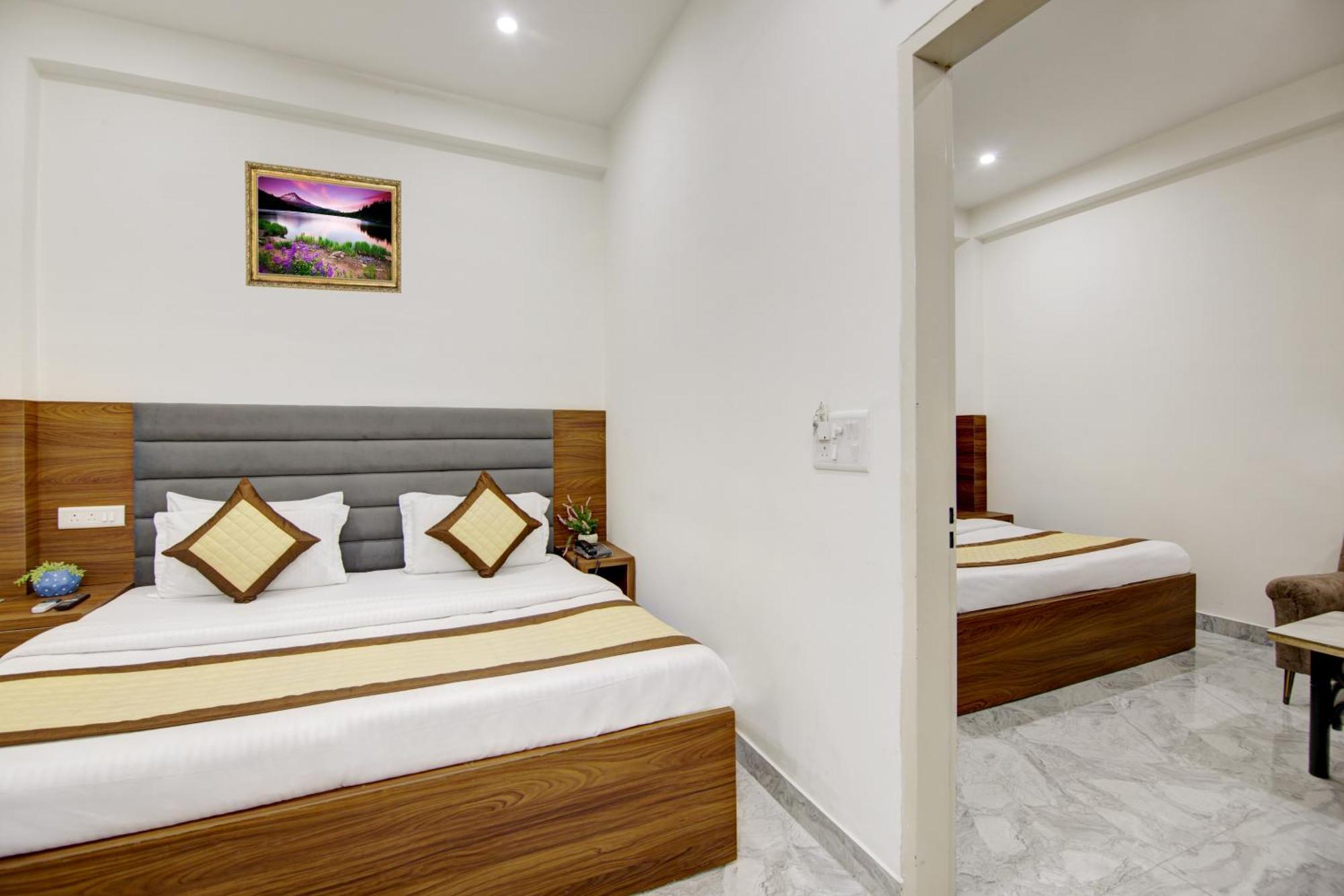 Hotel S B Inn - Near New Delhi Railway Station Paharganj Nova Deli Exterior foto